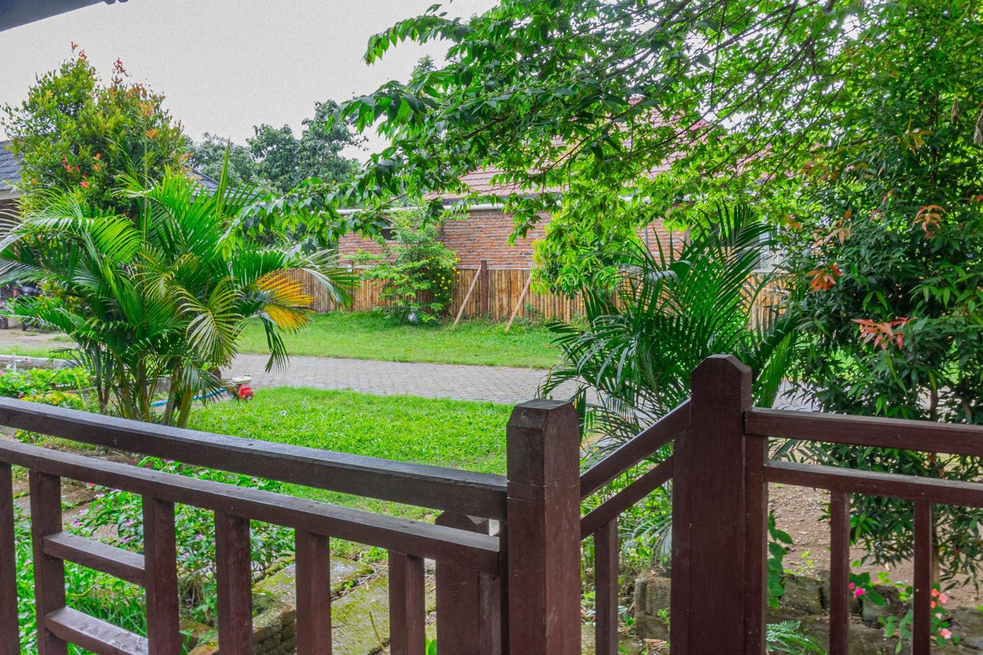Puncak Rinjani Lodge 셈바룬 라왕 외부 사진
