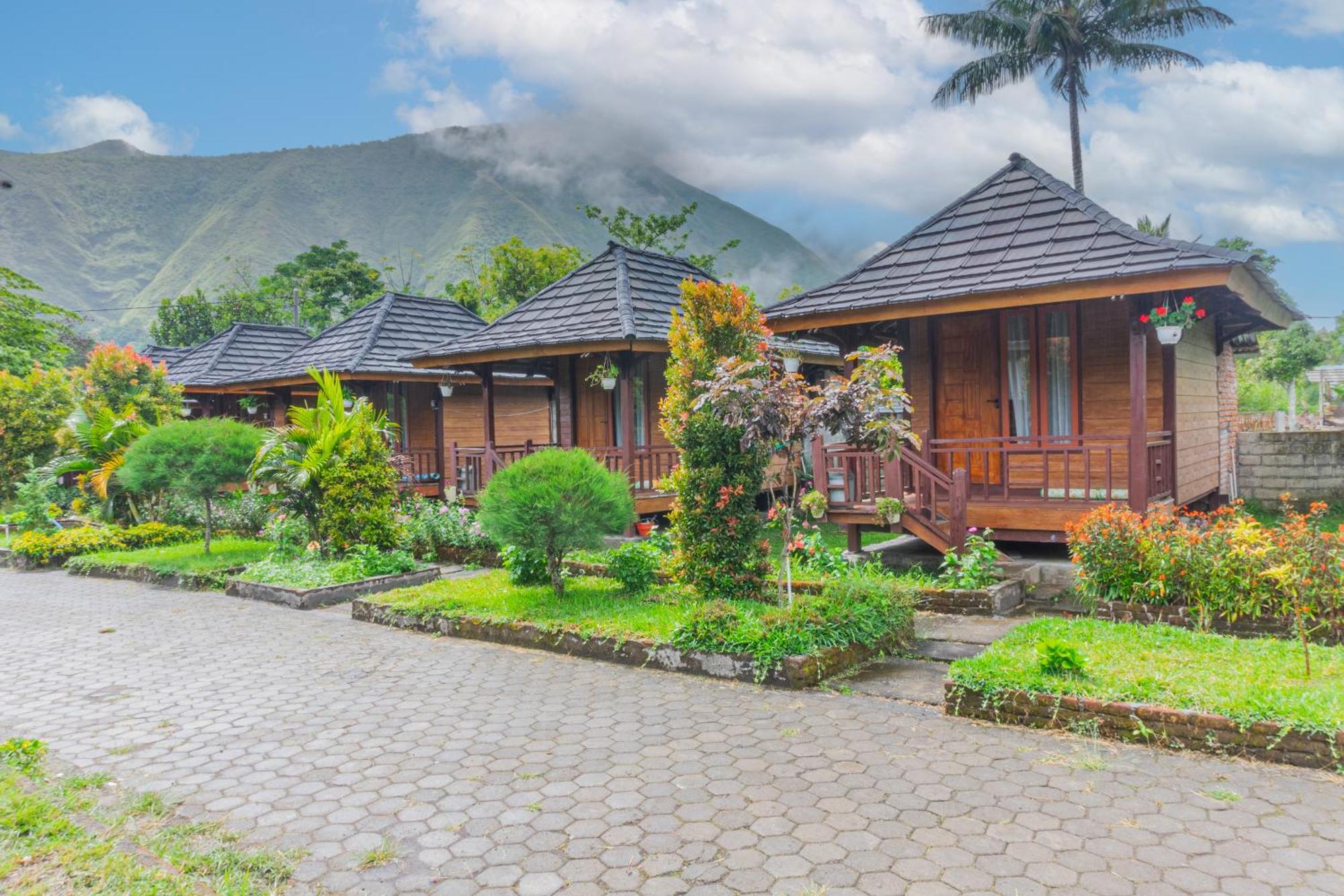 Puncak Rinjani Lodge 셈바룬 라왕 외부 사진